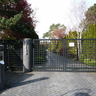 Люлеещи се порти