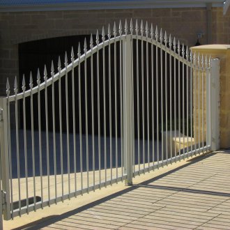 Люлеещи се порти