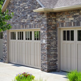 Секционни люлеещи се порти