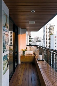 Черен дизайн на балконската врата