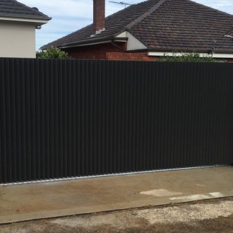 Вертикални порти от велпапе