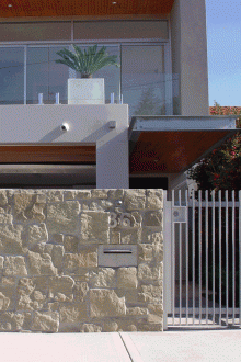 Сиви вертикални порти