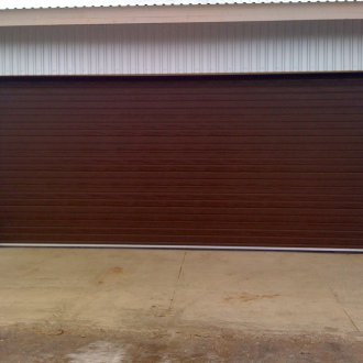 Висяща кафява порта