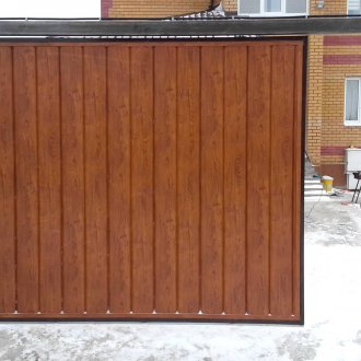 Надземна плъзгаща се порта