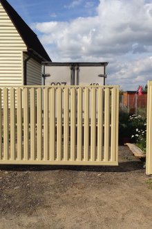 Калници висящи порти