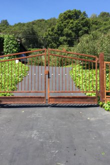 Железни порти от профилна тръба