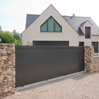 Портал за частна къща