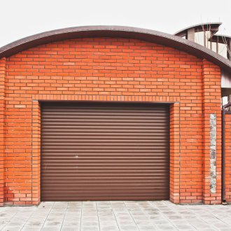 Подвижна гаражна врата