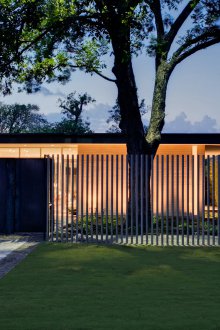 Конзолна порта на селска къща