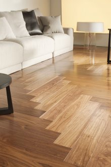 Паркет ела под гайка