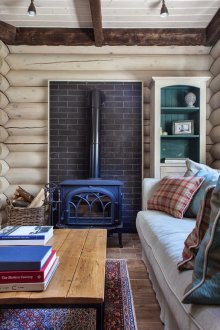 Small living room with fireplace