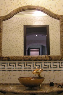 Мраморна рамка за плот