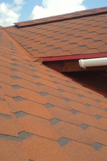 Полагане на керемиди