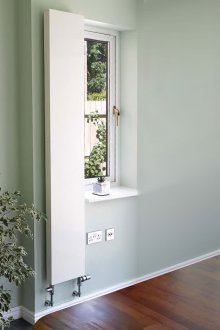 Вертикален радиатор в интериора