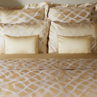 Peralatan sutera emas