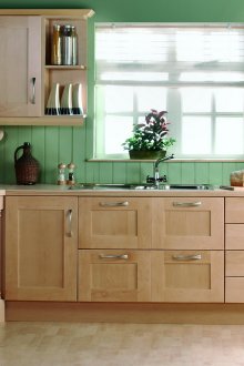 Зелена панелна кухня