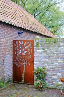 Перфорирани метални порти