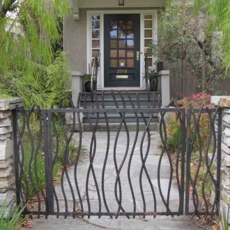 Метални порти от профилна тръба