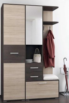 Входно антре дъб за тесен коридор