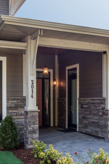 Stone siding for exterior decoration