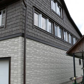 Сайдинг с бяла основа