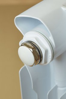 Инсталирайте алуминиев радиатор