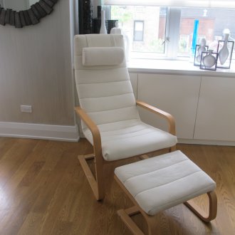 Стол стърчащ дървен