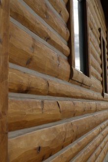 Дървен сайдинг под бар