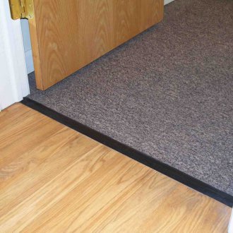 Черен праг за ламиниран паркет