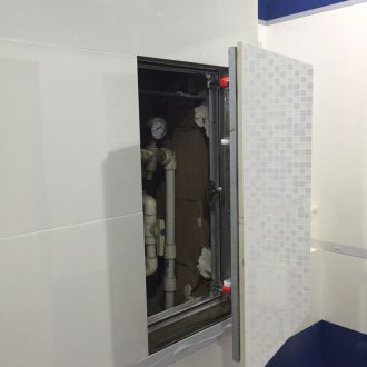 Tembok paip yang berjubin