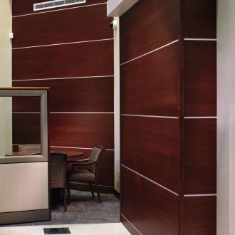 Фурнировани панели червени