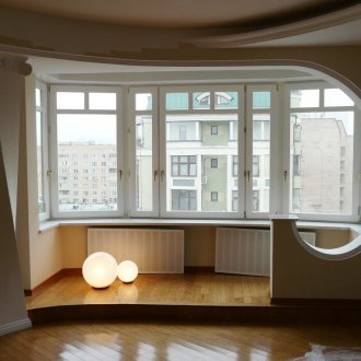 Фамилен ламинат на балкон