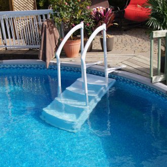 Монтаж на стълби за басейна