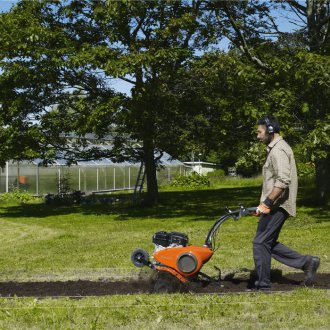 Монтиран култиватор