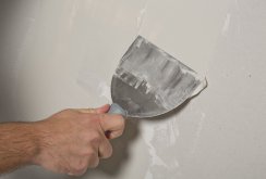 Drywall putty