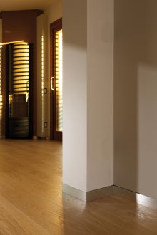 Стенна алуминиева перваза