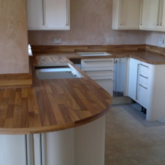 Papan laminasi berlapis