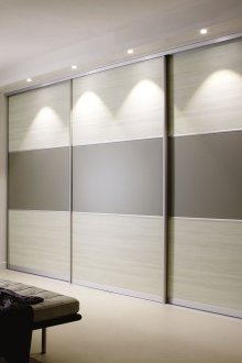 Вграден килер избелен дъб