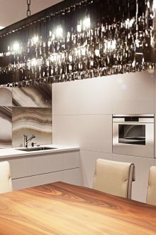 Малка дървена маса за хранене