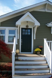 Visor above the entrance to the cottage