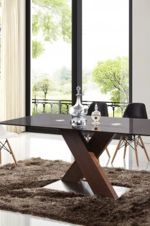 Стилна черна и кафява маса за хранене