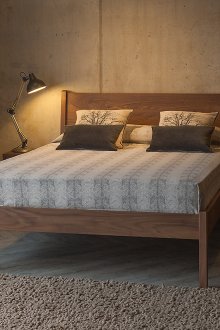 Спален комплект с цвят на орех