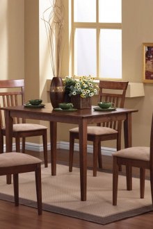 Орехова трапезна маса