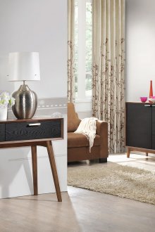 Мебели с фурнировани орехи