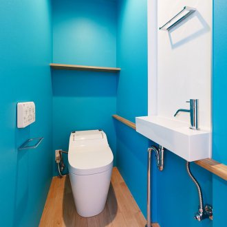 Монтаж на тоалетна чиния компактен