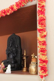 Гофрирана гирлянд от хартия за дома