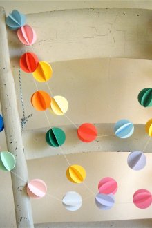 Обемна хартиена гирлянда