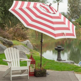 Раиран градински чадър