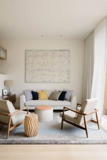 Дневна с достъп до терасата