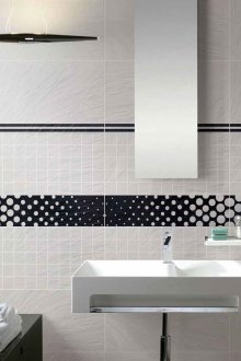 Susun atur jubin hitam dan putih